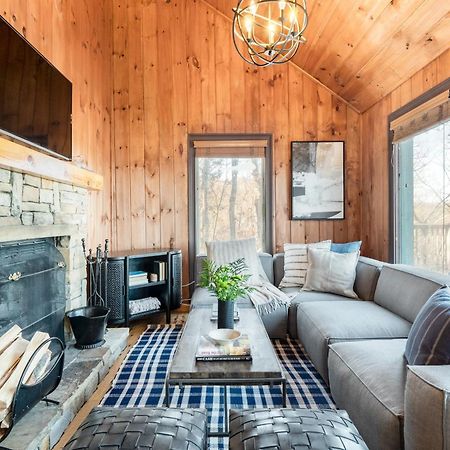 Fontana By Avantstay Gorgeous Mountain Cabin W Views Hot Tub Game Room Gatlinburg Exteriör bild