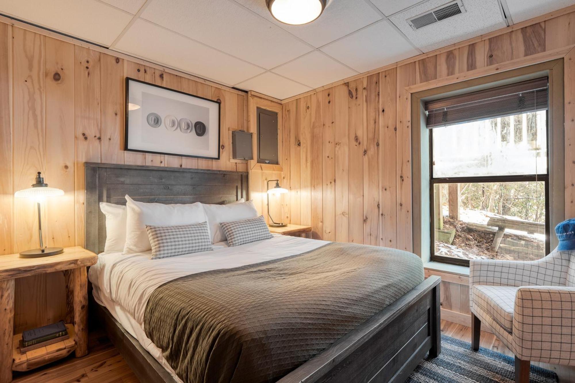 Fontana By Avantstay Gorgeous Mountain Cabin W Views Hot Tub Game Room Gatlinburg Exteriör bild