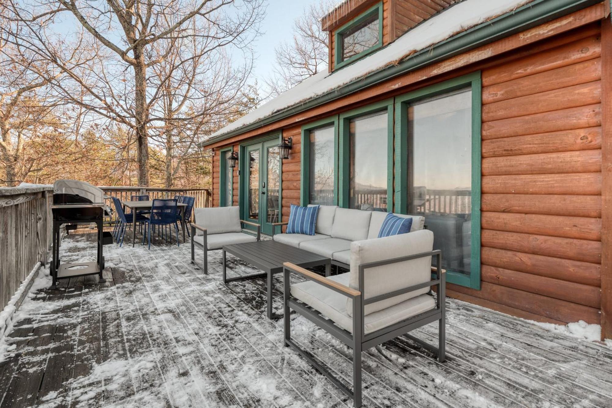 Fontana By Avantstay Gorgeous Mountain Cabin W Views Hot Tub Game Room Gatlinburg Exteriör bild